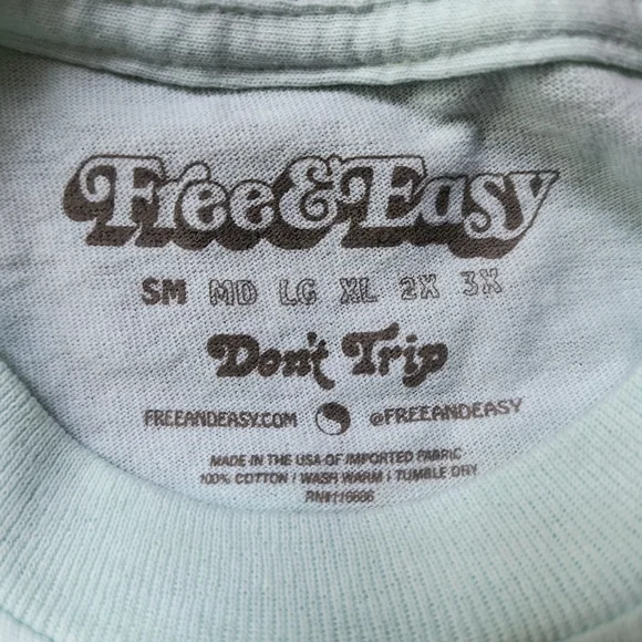 Free & Easy Light Blue Long Sleeve Graphic Tee - Orange Flower NWT - Picture 8 of 9